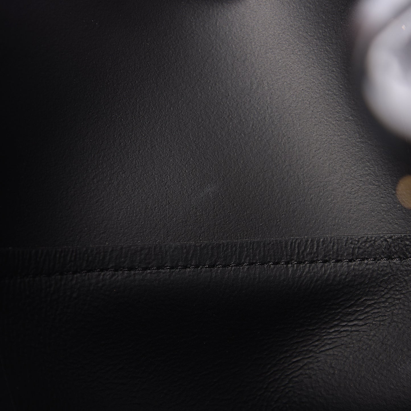 Smooth Grained Calfskin Medium Aby Tote Black