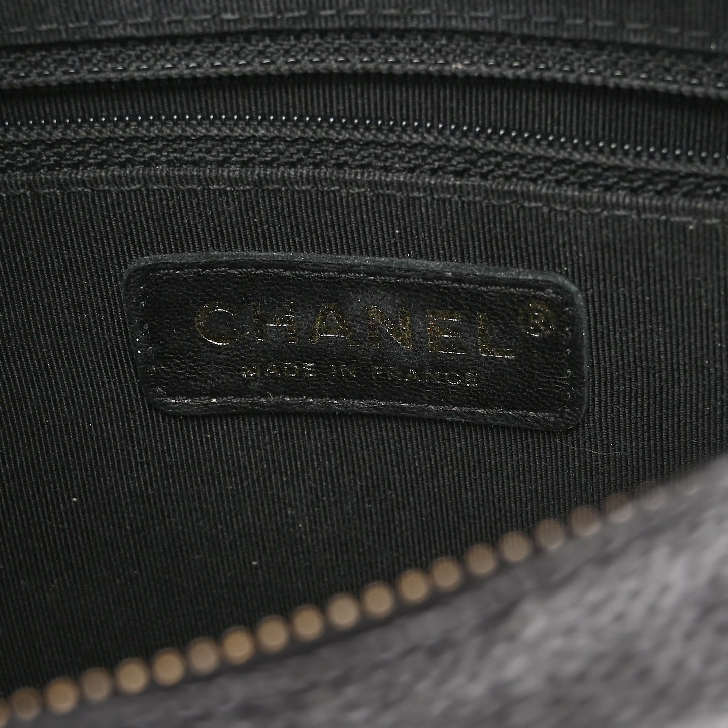 Caviar Quilted Timeless CC Shoulder Bag Black