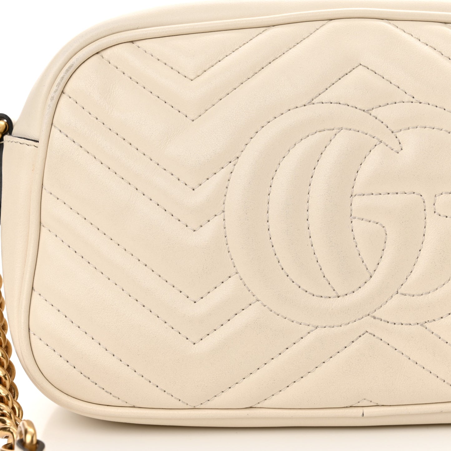 Calfskin Matelasse Small GG Marmont Chain Shoulder Bag White
