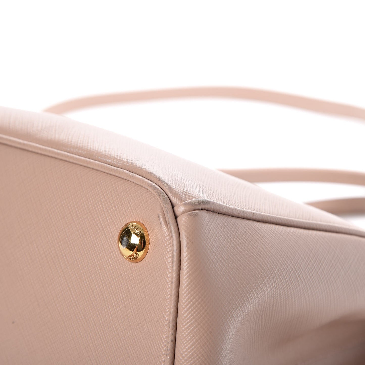 Saffiano Medium Galleria Double Zip Tote Cammeo