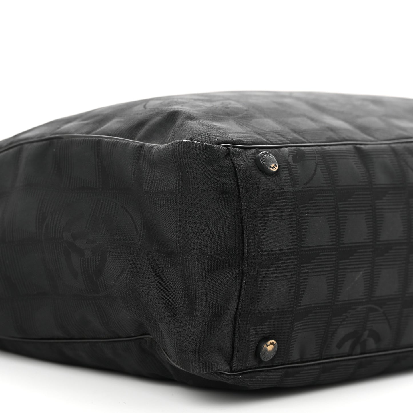 Nylon Medium Travel Tote Black