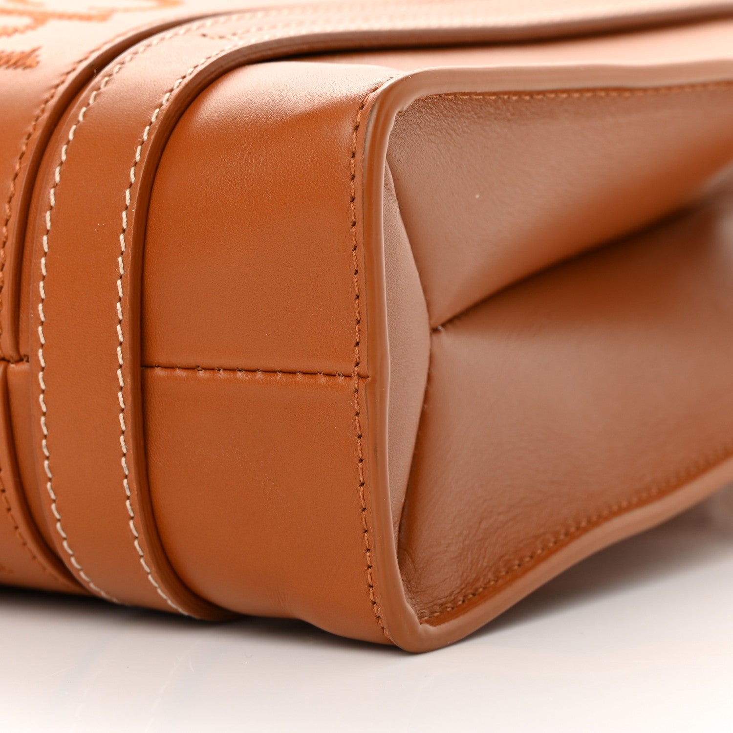 Chloe Calfskin Small Woody Tote Caramel 10 of 13