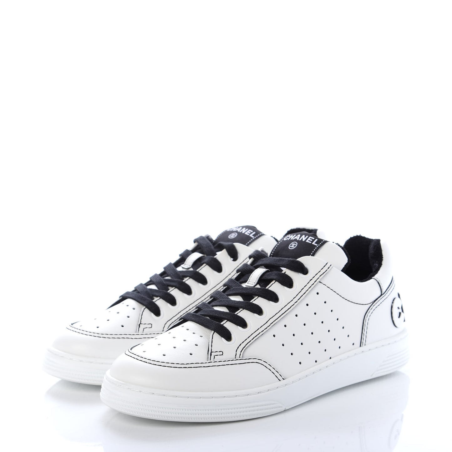 Calfskin Womens Logo Sneakers 39 White Black