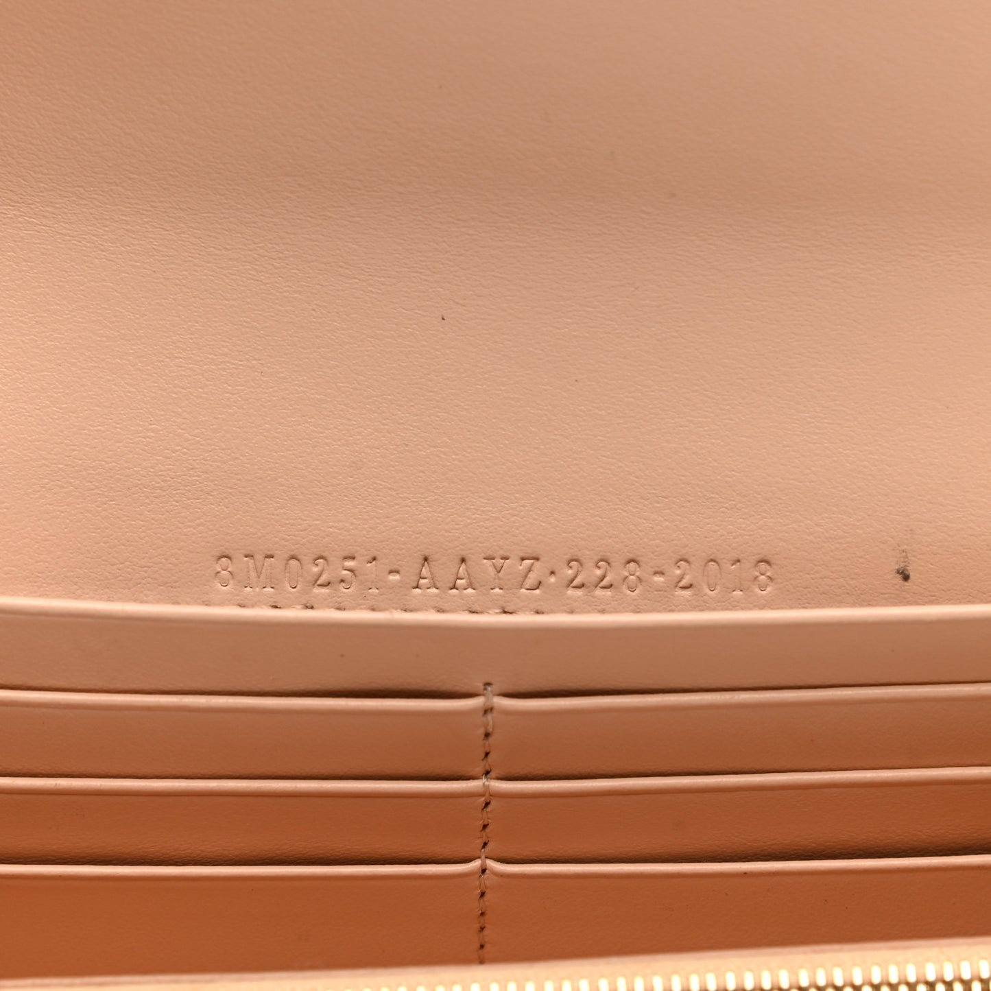 Vitello King Tamponato Logo Embossed Continental Wallet Poudre