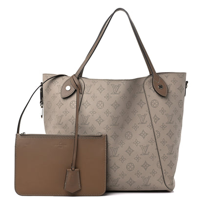 Louis Vuitton Mahina Hina MM Galet 1 of 13