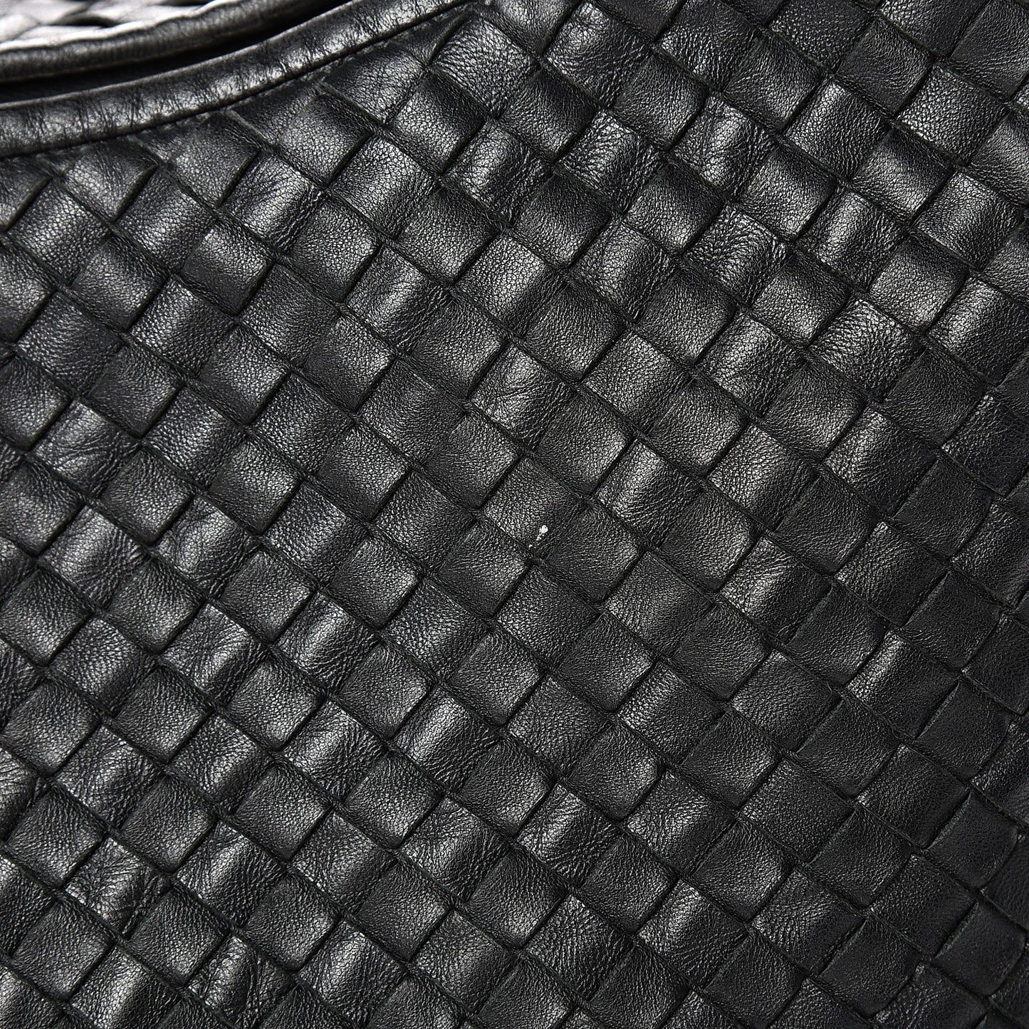 Nappa Intrecciato Large Belly Veneta Hobo Black