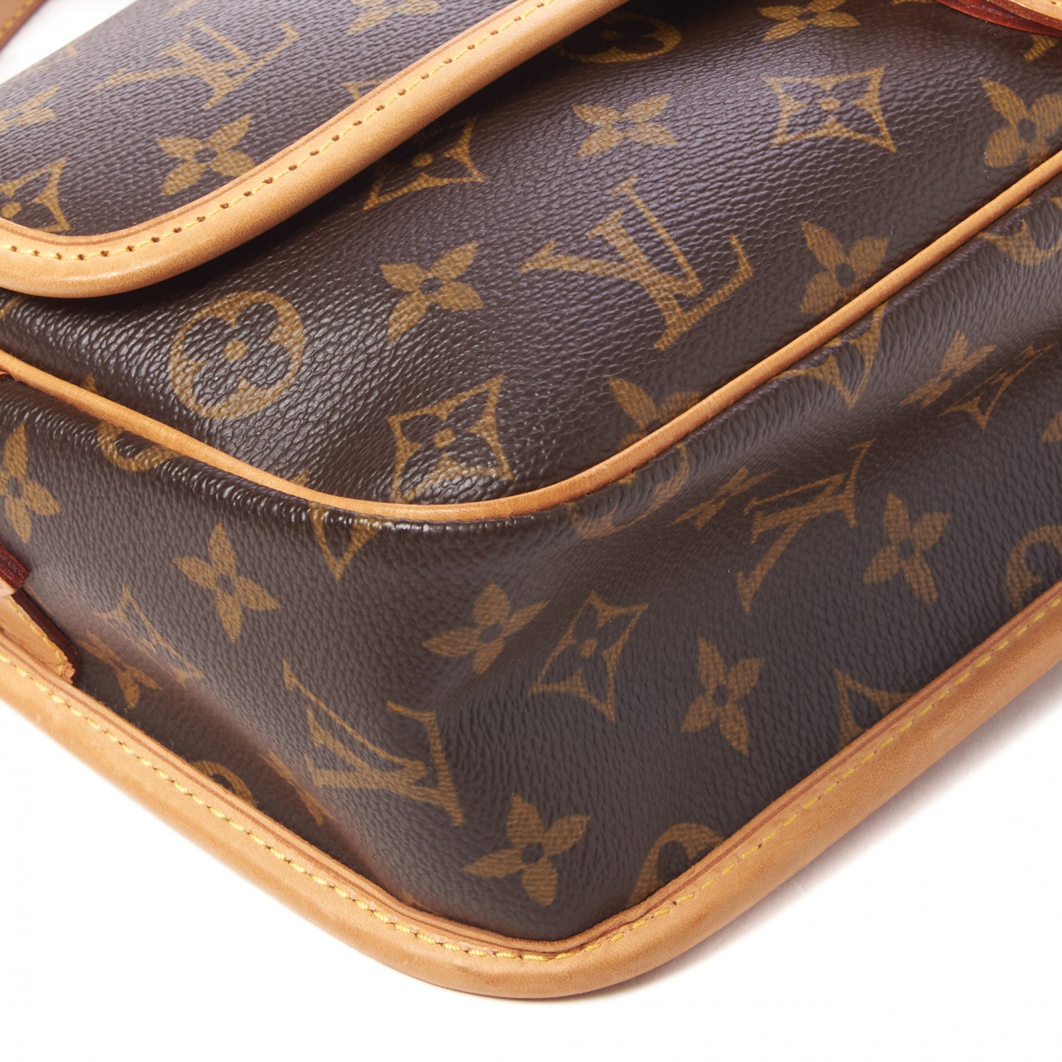 Louis Vuitton Monogram Sologne 5 of 7