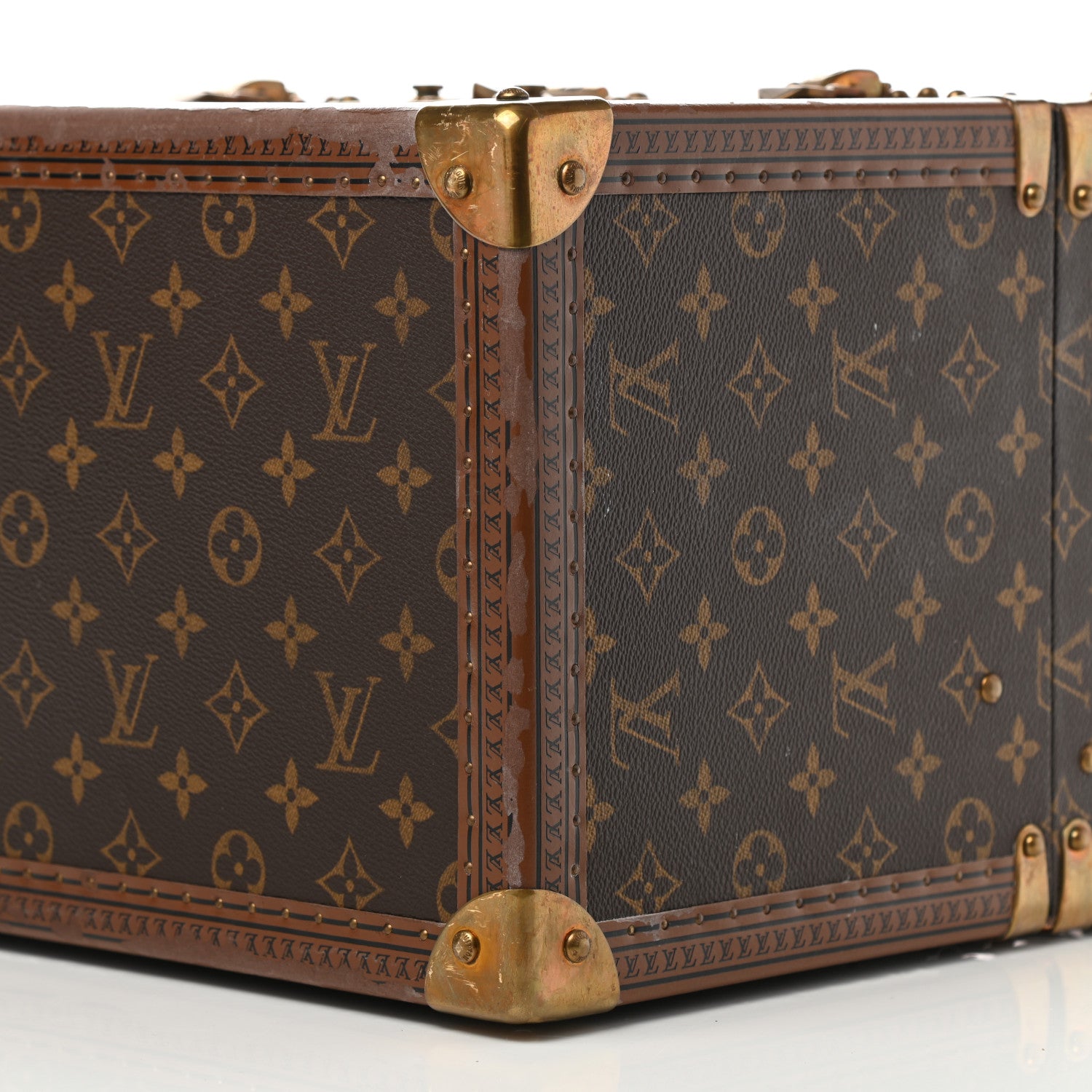 Louis Vuitton Monogram Boite Pharmacie Toiletry Case 9 of 13