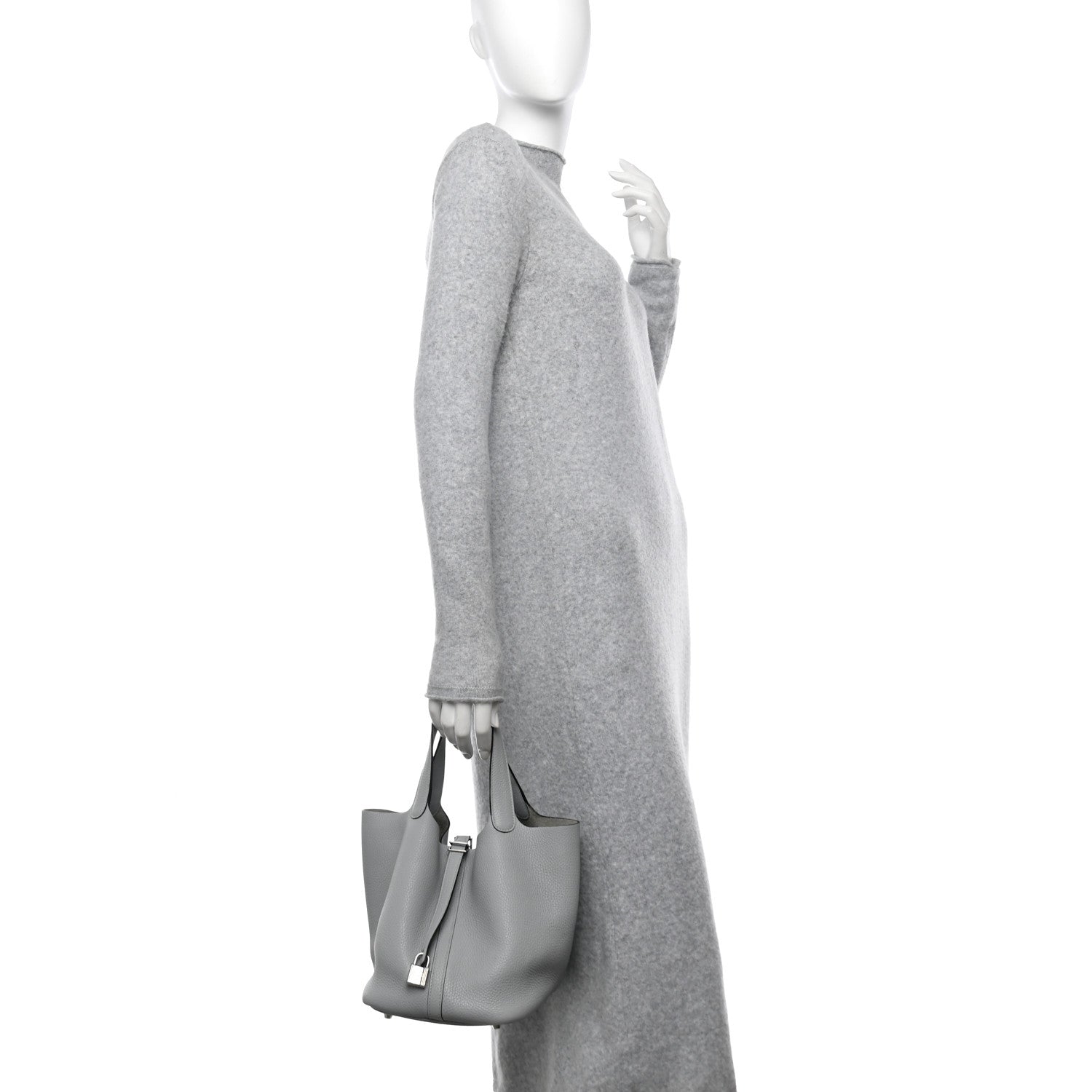 Hermes Taurillon Clemence Picotin Lock 22 MM Bleu Pale 2 of 11