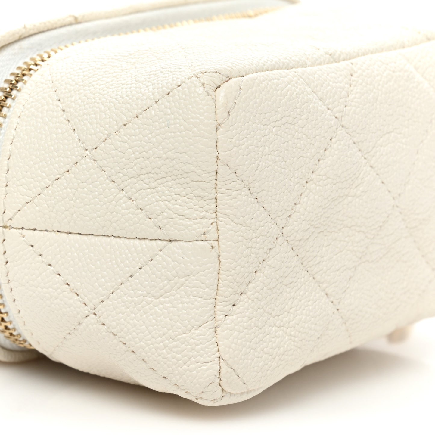 Caviar Quilted Mini Top Handle Vanity With Chain White