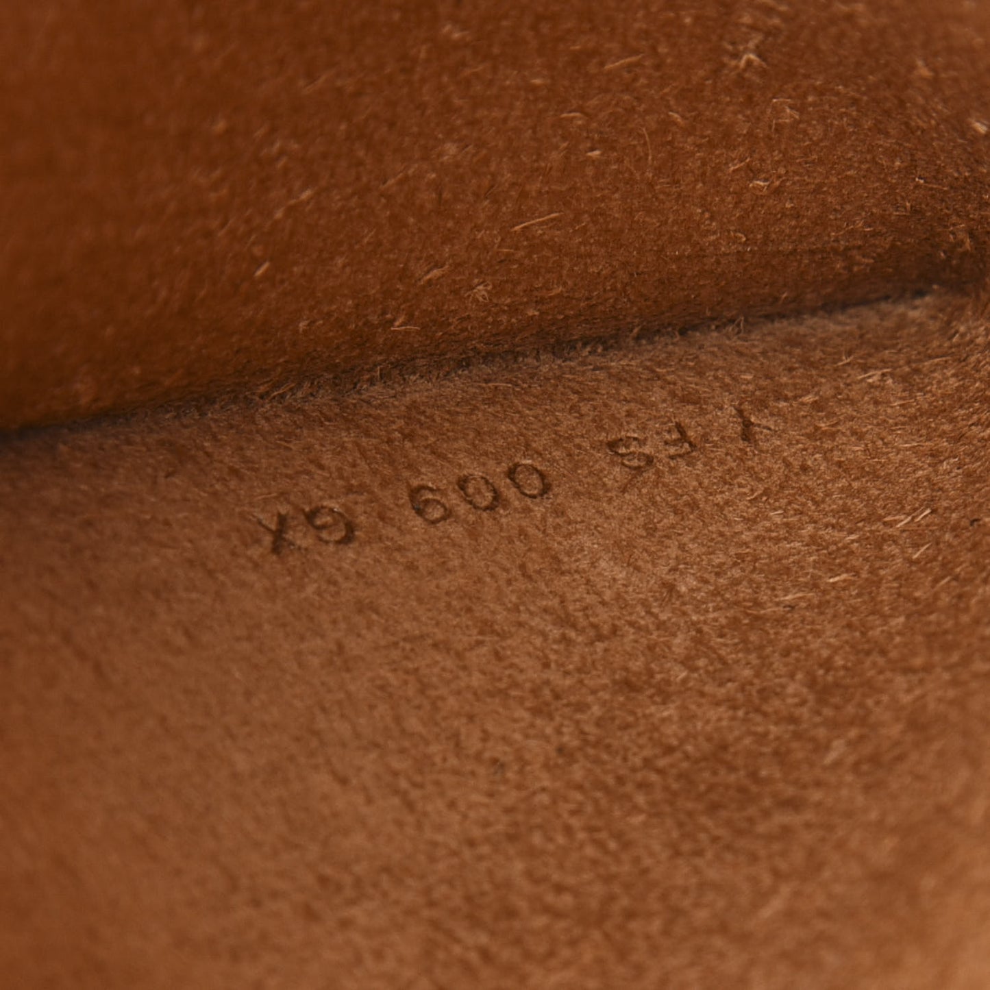 Epsom Tarmac PM Passport Holder Gold