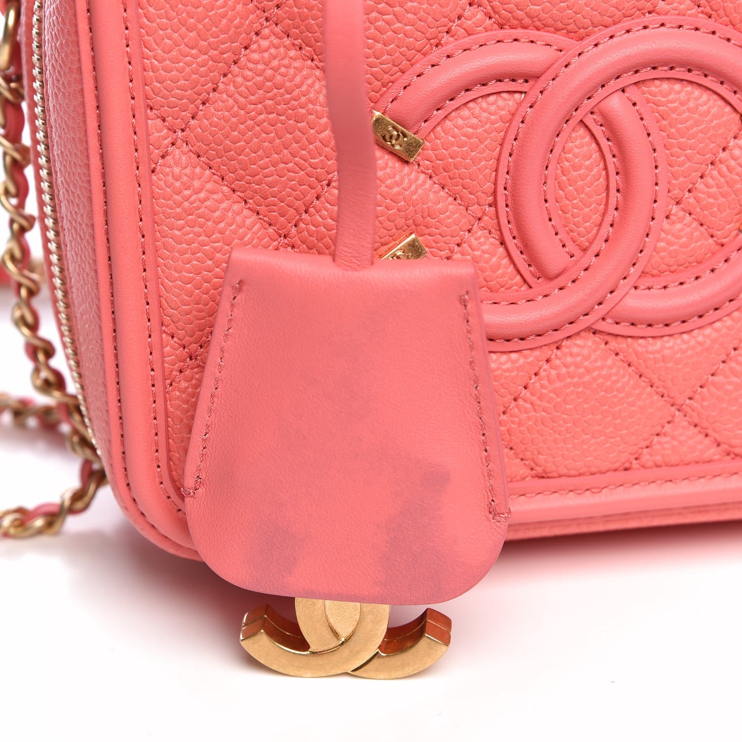 Caviar Quilted Small CC Filigree Vanity Case Coral