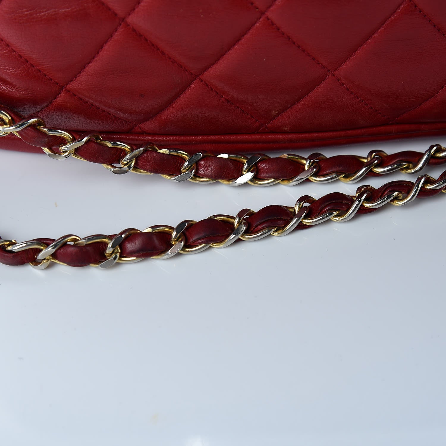 Chanel Lambskin Quilted Shoulder Bag Red 19 of 26