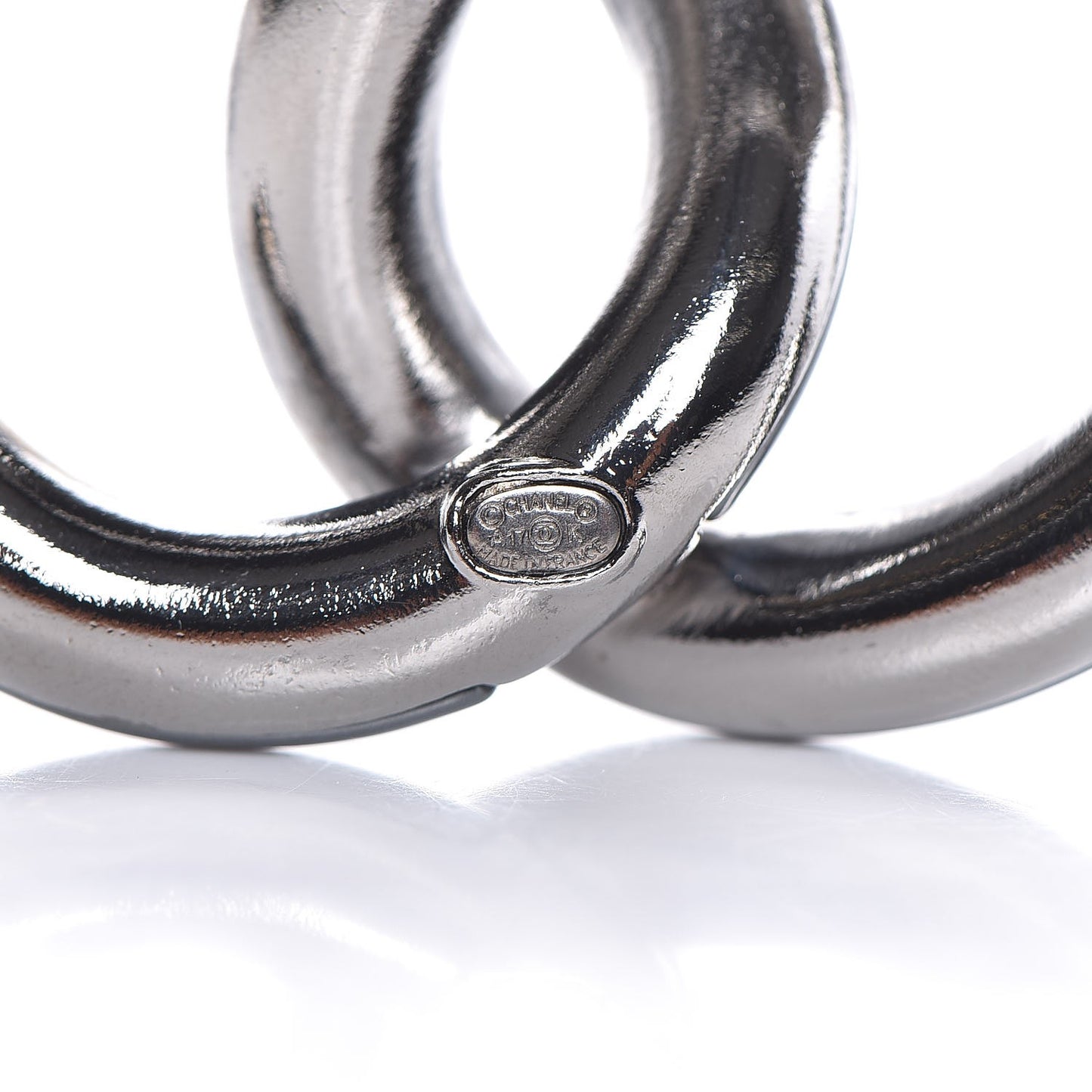 Ruthenium CC Brooch Pearly Grey