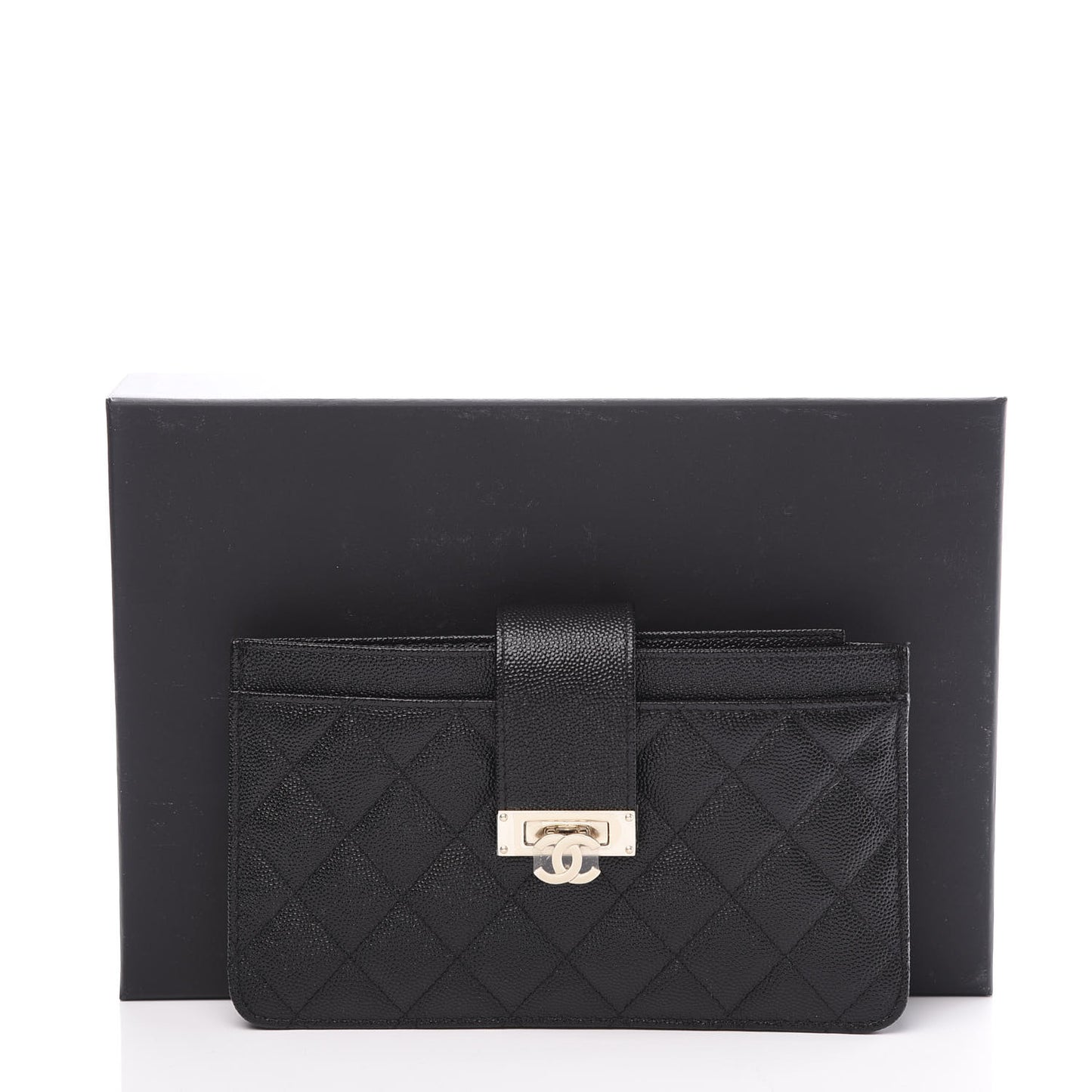 Caviar Quilted CC Strap Pouch Black