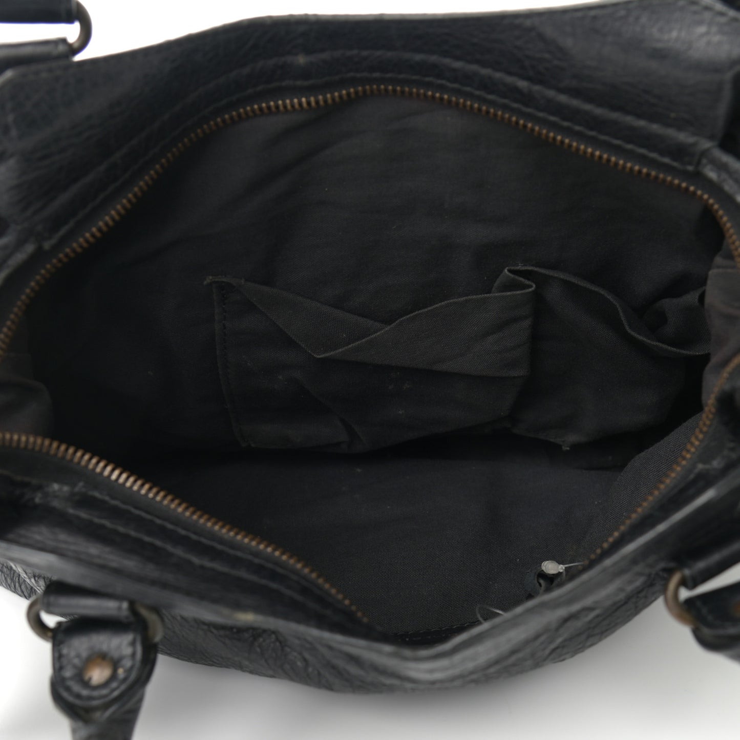 Agneau Classic Hardware Town Black