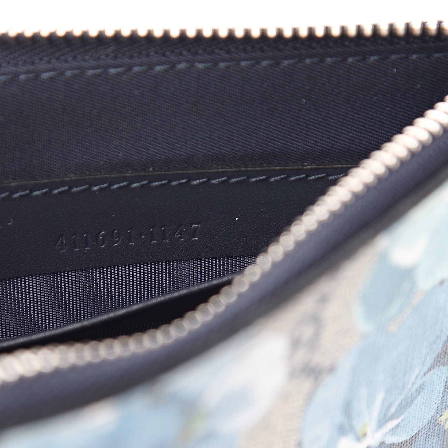 Gucci GG Supreme Monogram Blooms Small Zip Wristlet Pouch Beige Blue Black 5 of 6