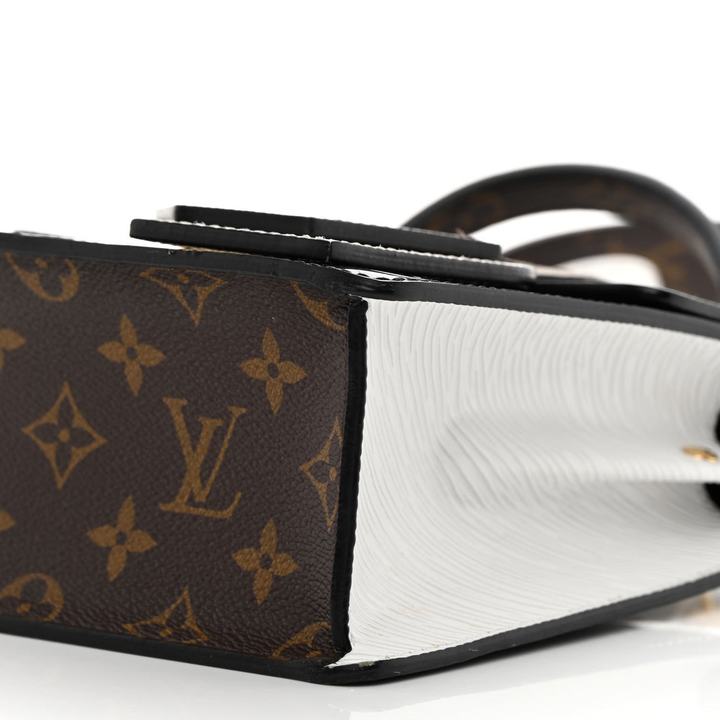 Vernis Epi Monogram Spring Street Black