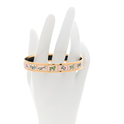 Hermes Enamel Narrow Printed Couvertures Et Tenues De Jour Bracelet 70 Patch Pannacotta 2 of 4