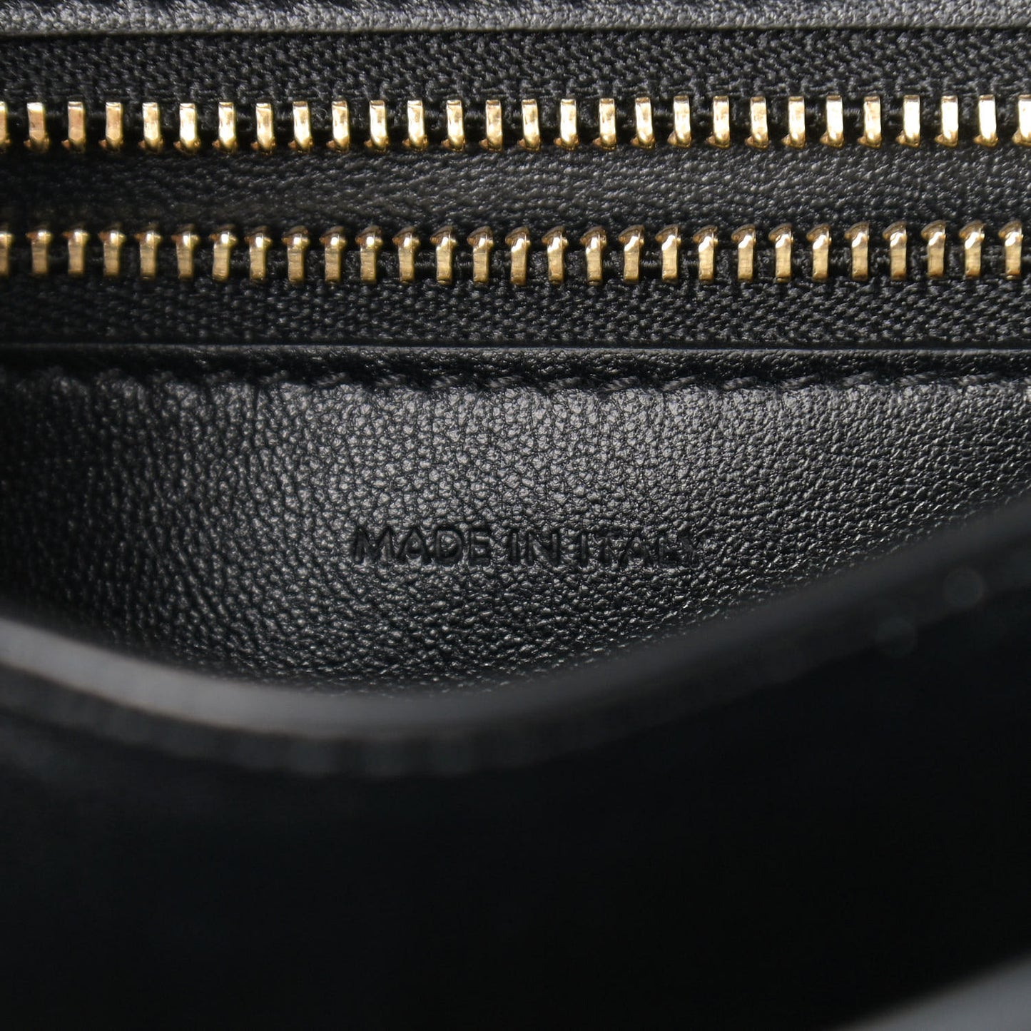 Box Calfskin Small Classic Box Flap Bag Black