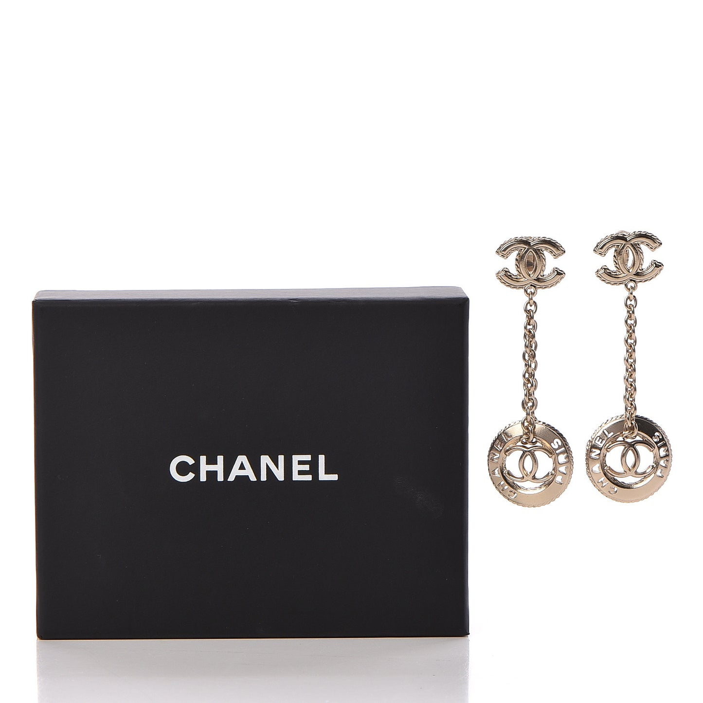 Medallion CC Drop Earrings Light Gold