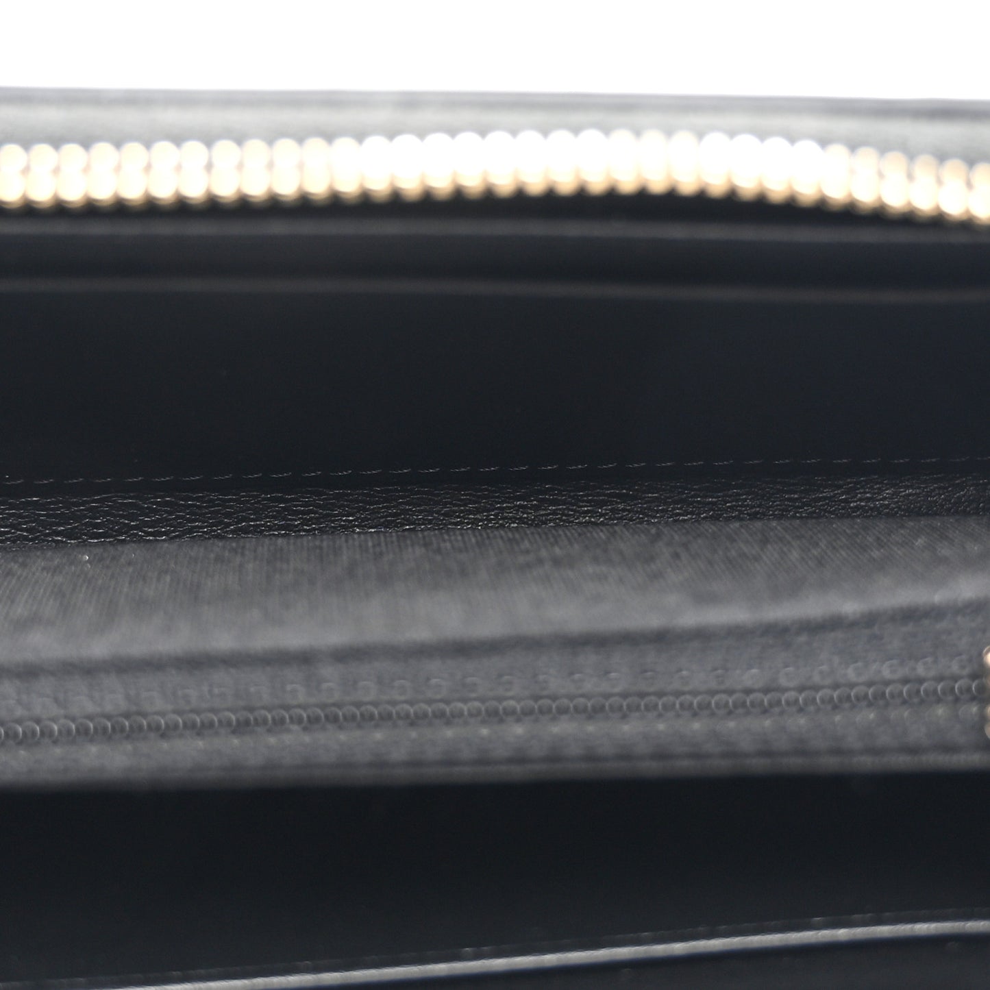Caviar Quilted Medium Filigree Zip Around Wallet Black