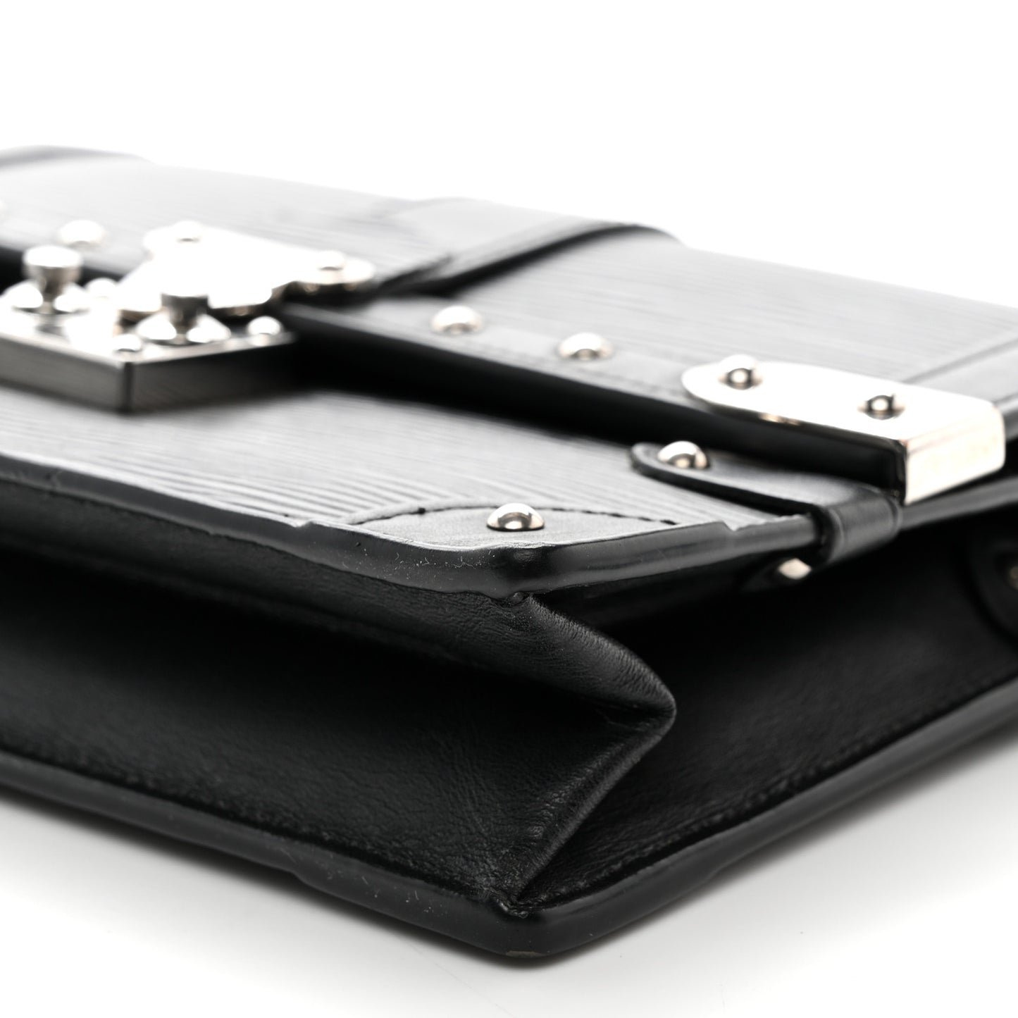 Epi Trunk Chain Wallet Black