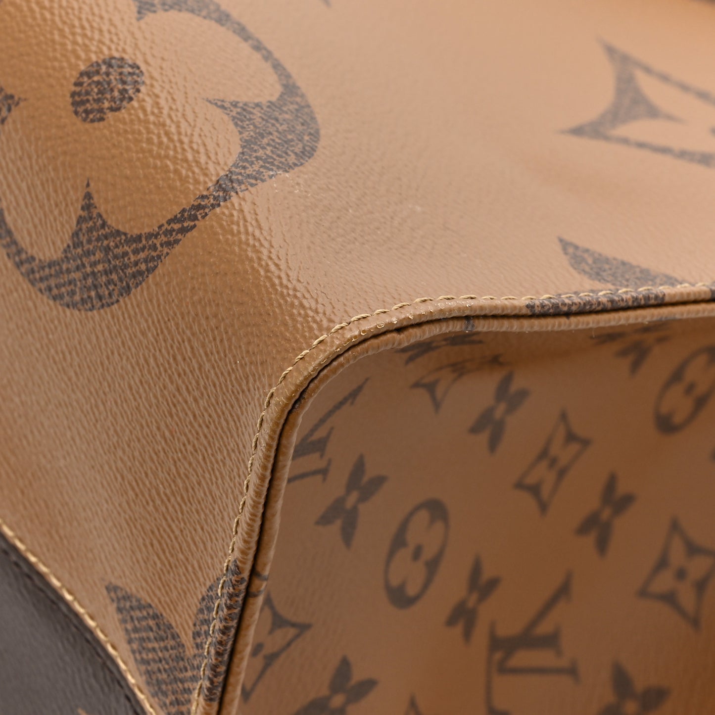 LOUIS VUITTON Reverse Monogram Giant Onthego GM