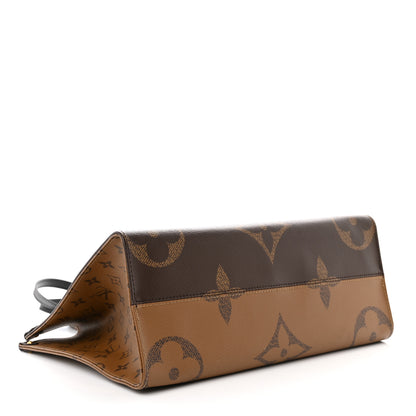 Louis Vuitton Reverse Monogram Giant Onthego MM 4 of 11