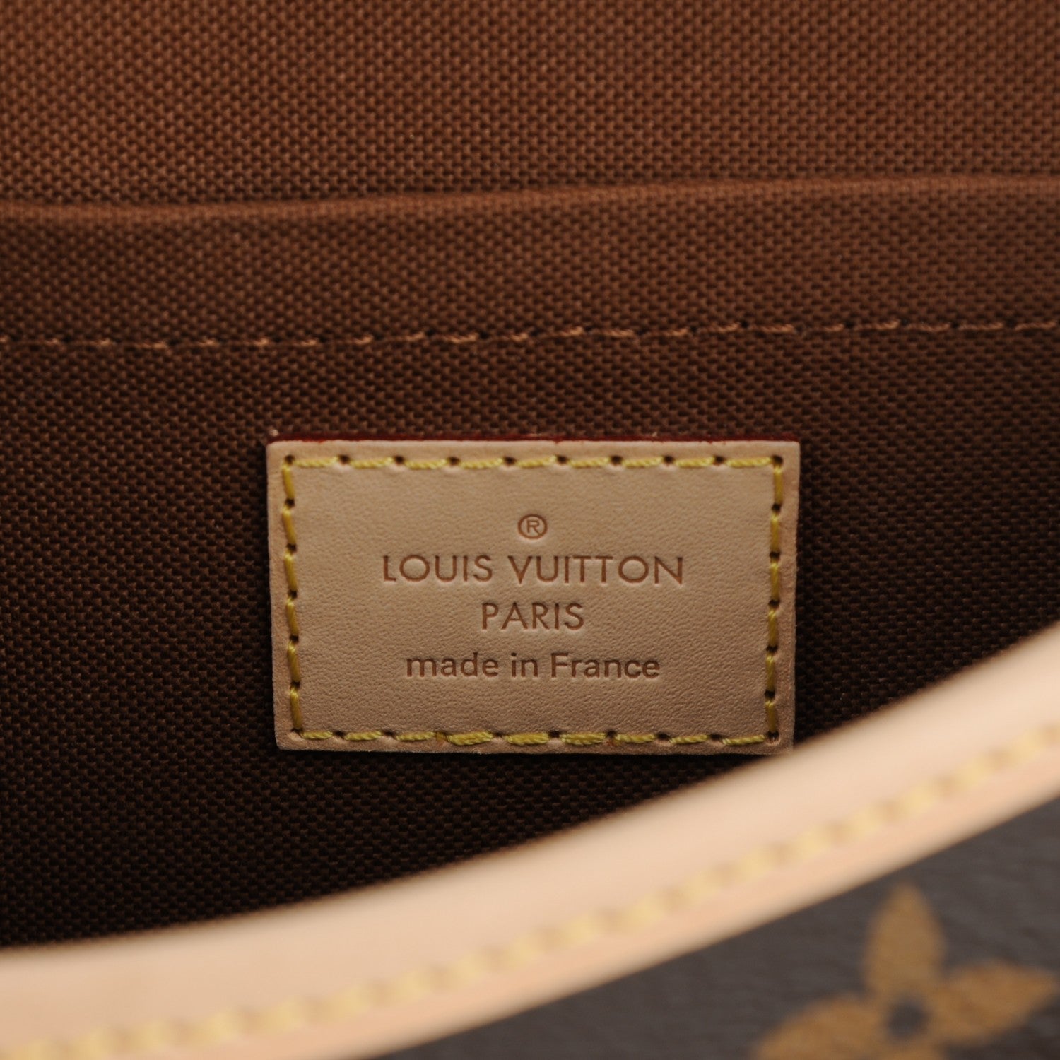 Louis Vuitton Monogram Sologne 6 of 7