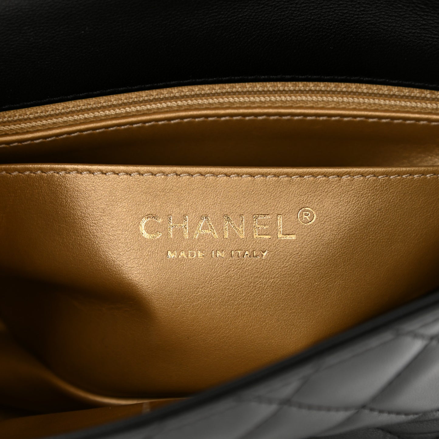 Lambskin Quilted Mini Pearl Crush Flap Black