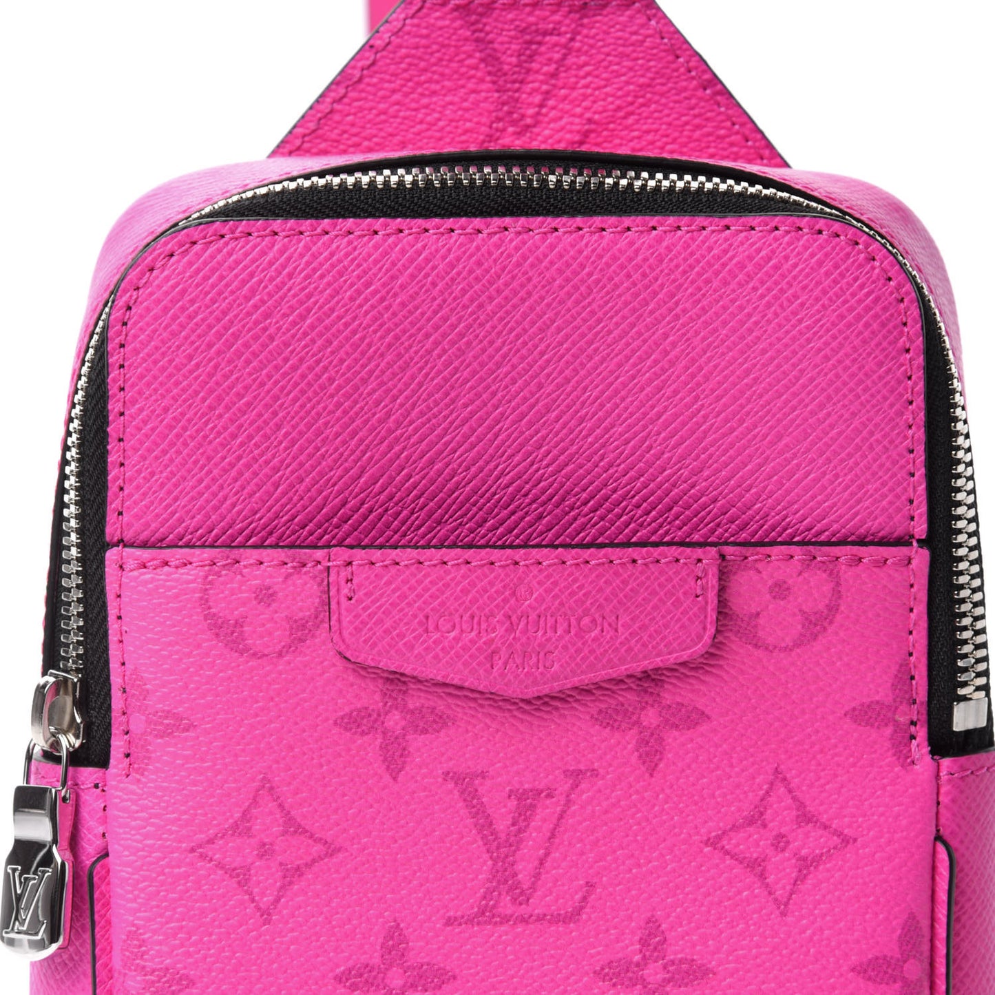 Taigarama Outdoor Slingbag Fuchsia