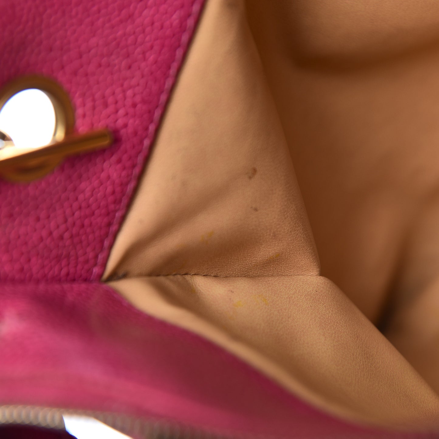 Caviar CC Shoulder Bag Pink