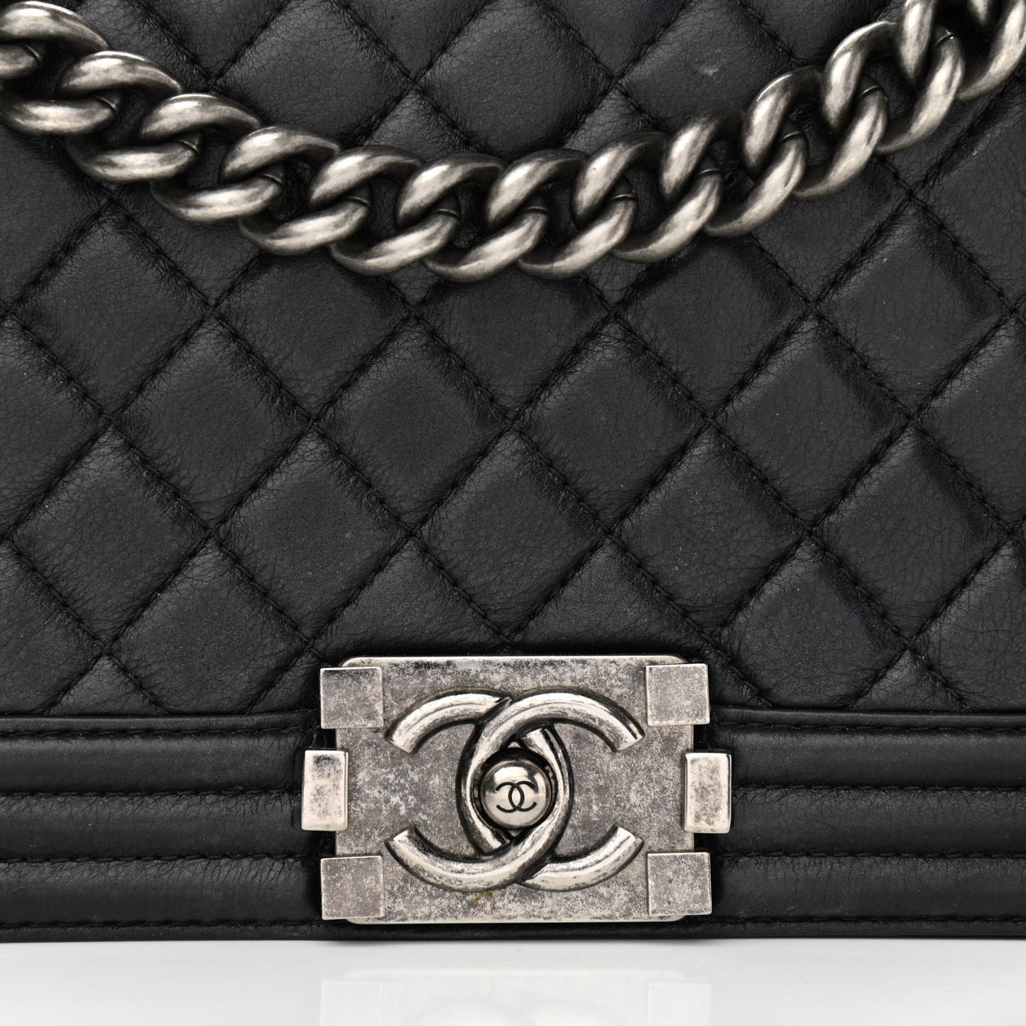 Lambskin Quilted Medium Boy Flap Black