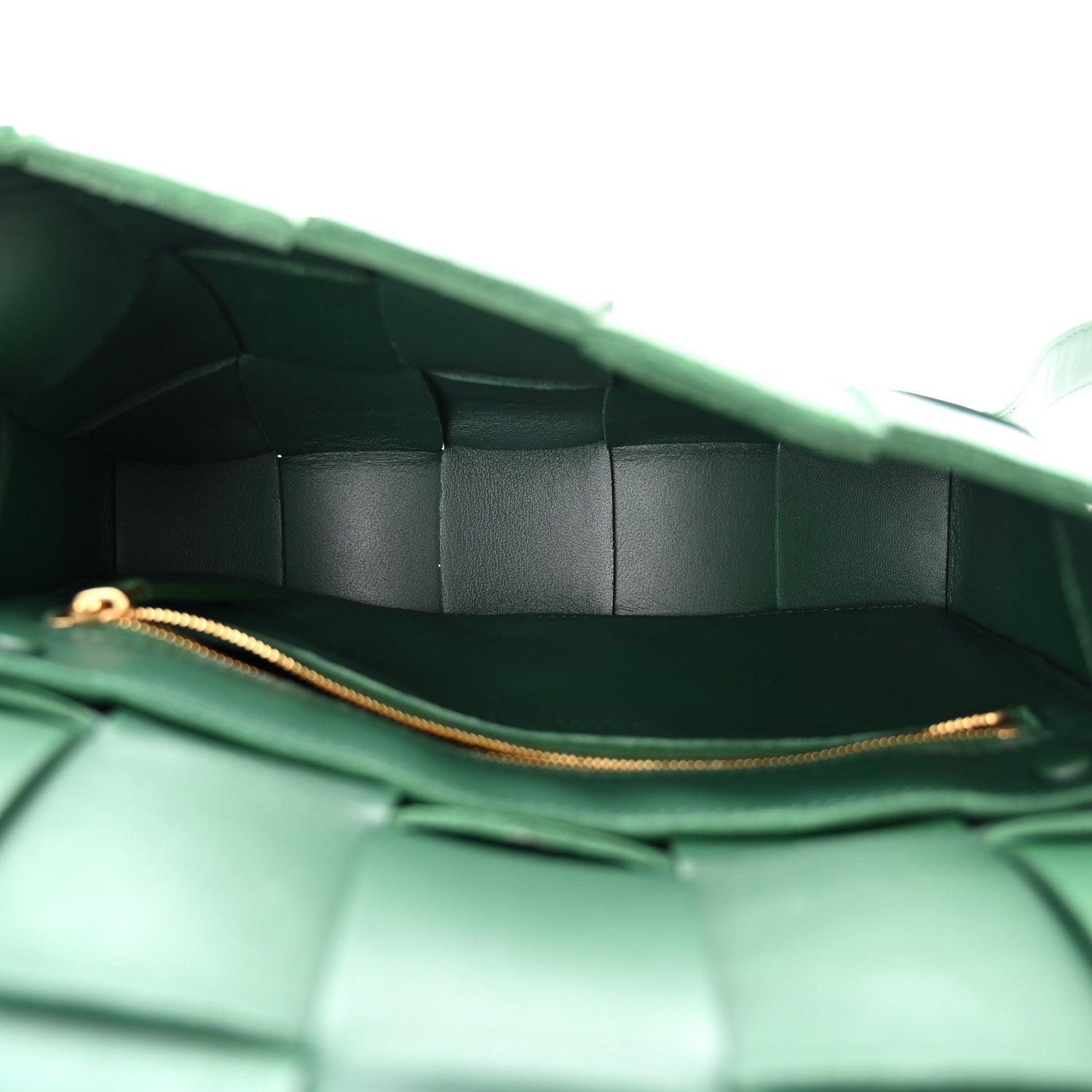 Bottega Veneta Lambskin Maxi Intrecciato Cassette Crossbody Bag Raintree Green 5 of 10