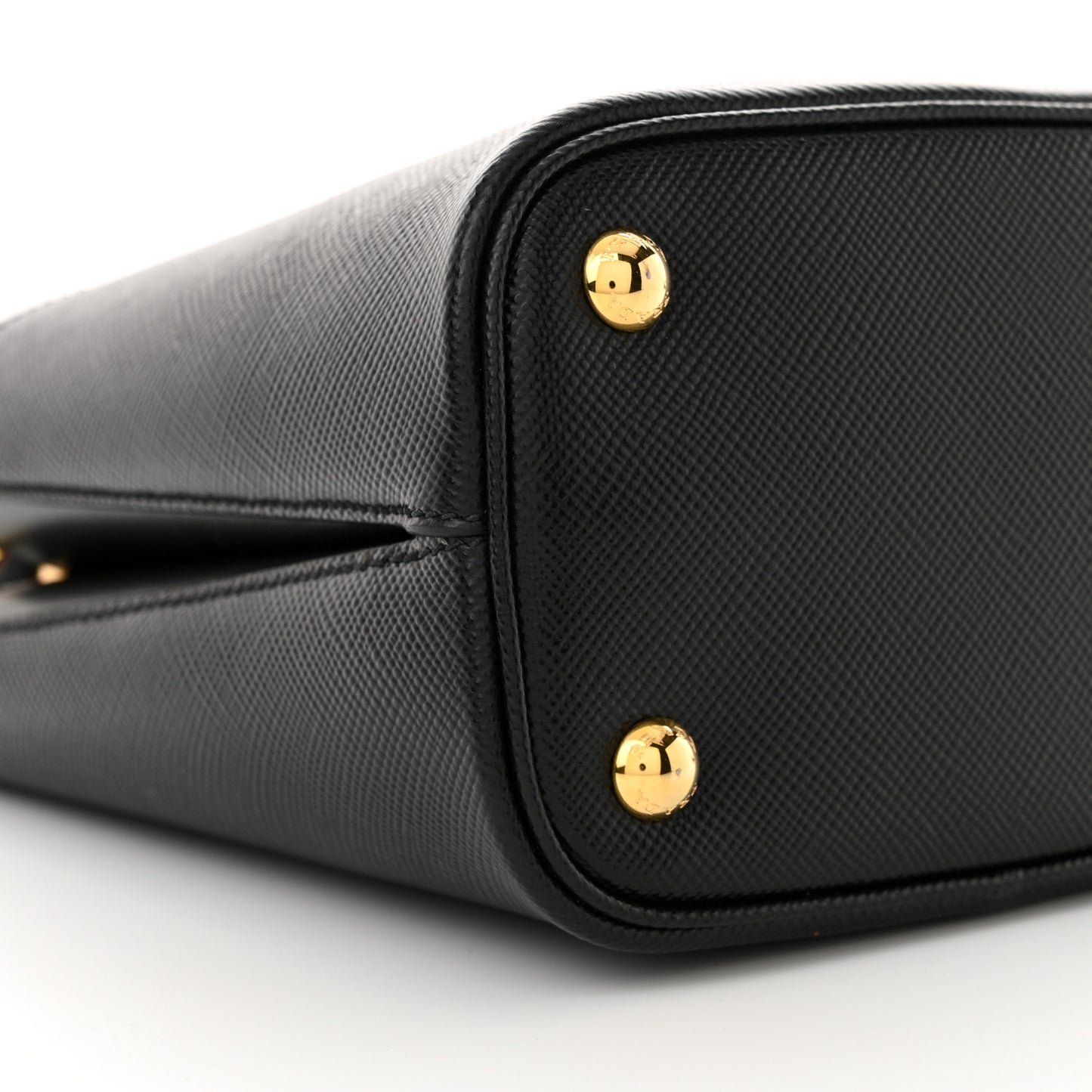 Saffiano Cuir Small Panier Bucket Bag Black Fuoco