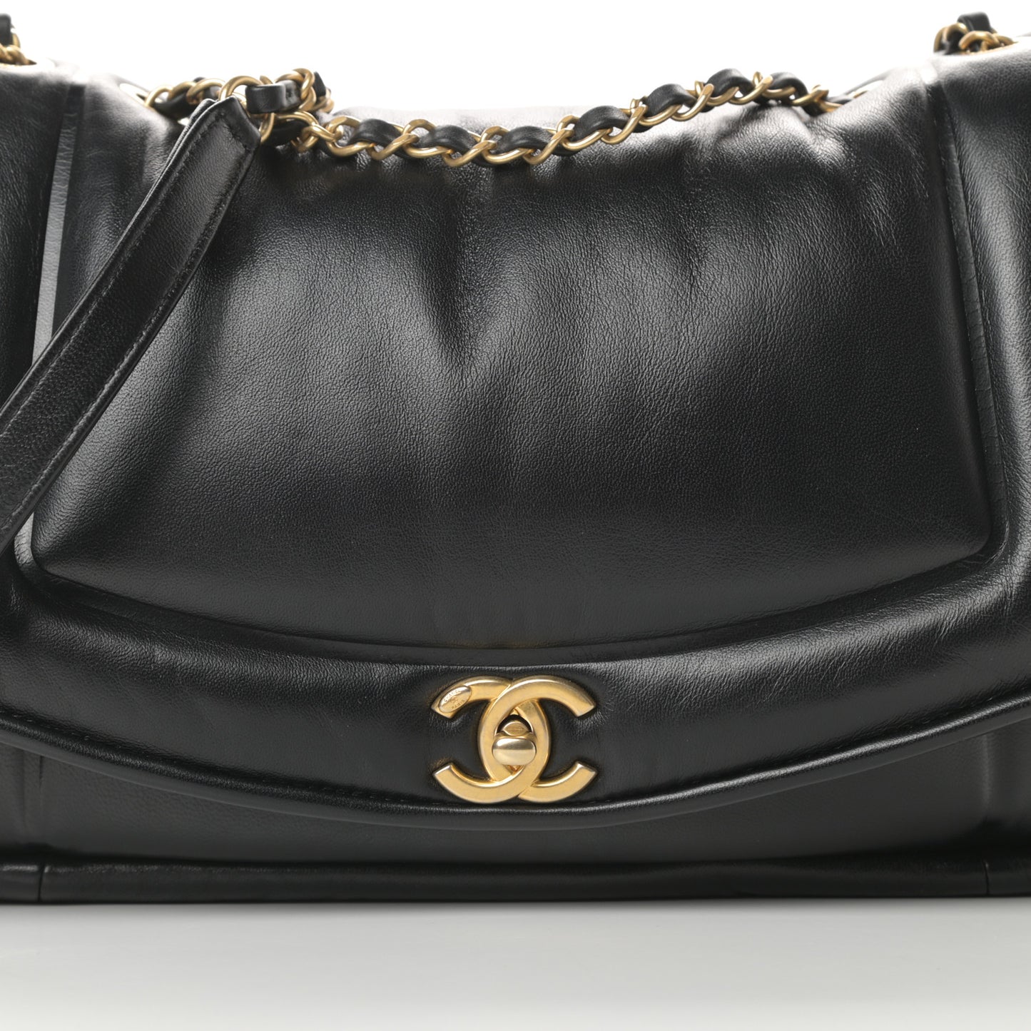 Lambskin Medium Simply Flap Black