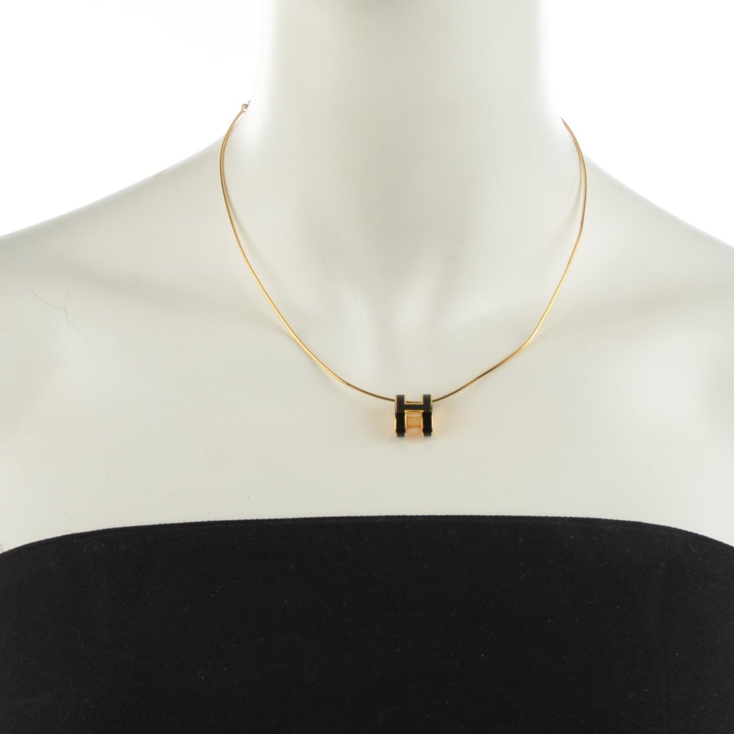 Lacquered Gold Pop H Pendant Necklace Black