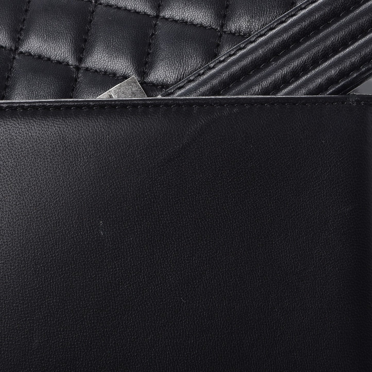 Lambskin Quilted Medium Boy Flap Black