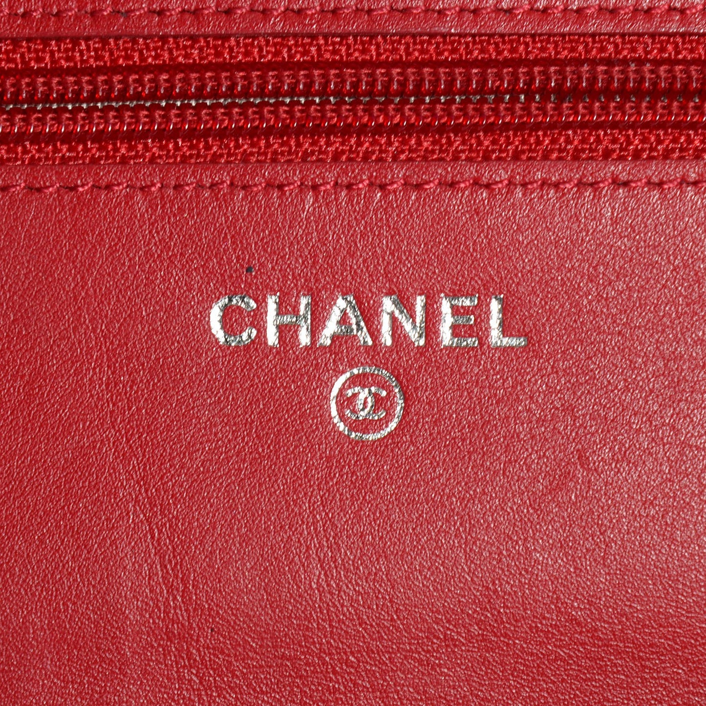 Caviar Sevruga Wallet on Chain WOC Red