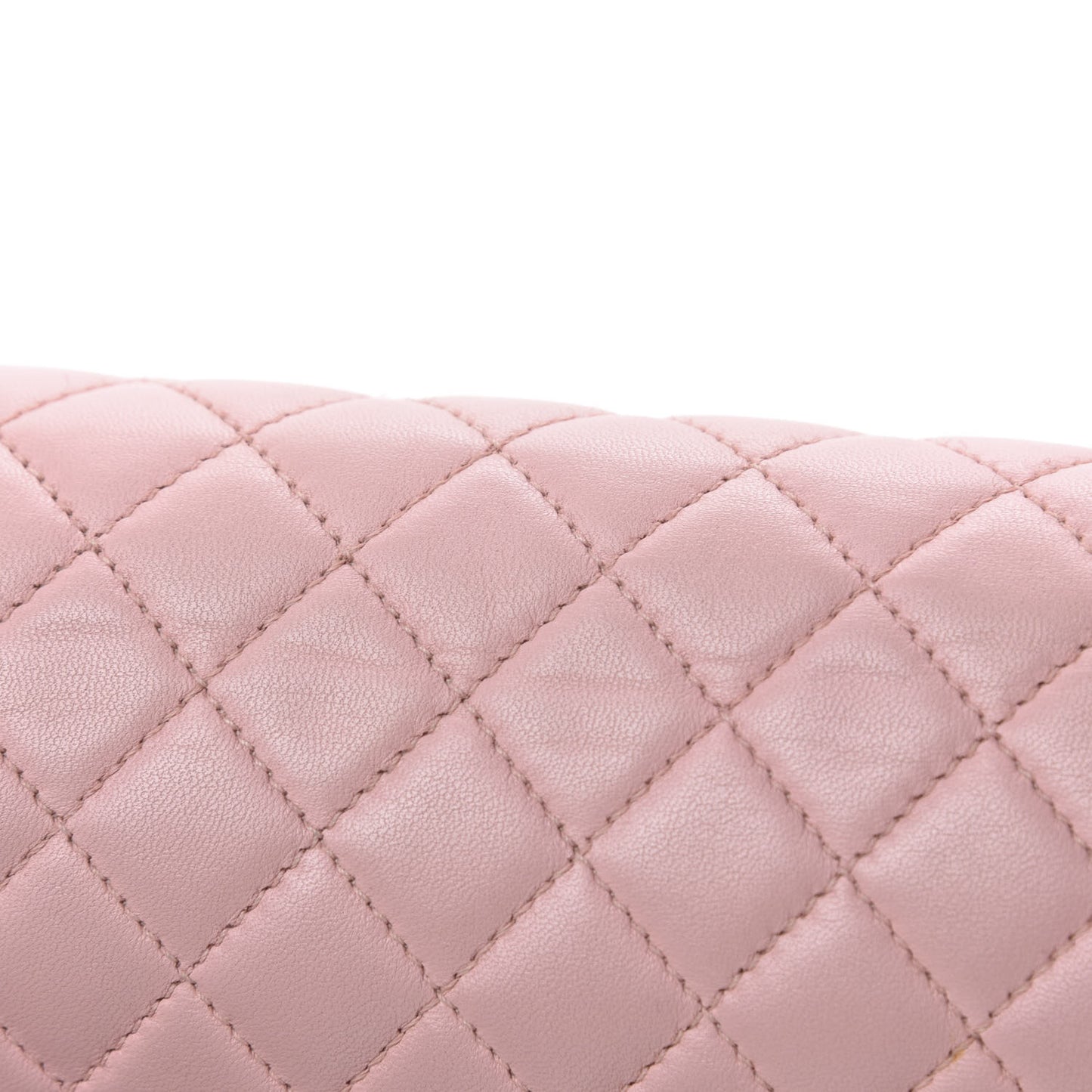 Lambskin Quilted Medium Boy Flap Light Pink