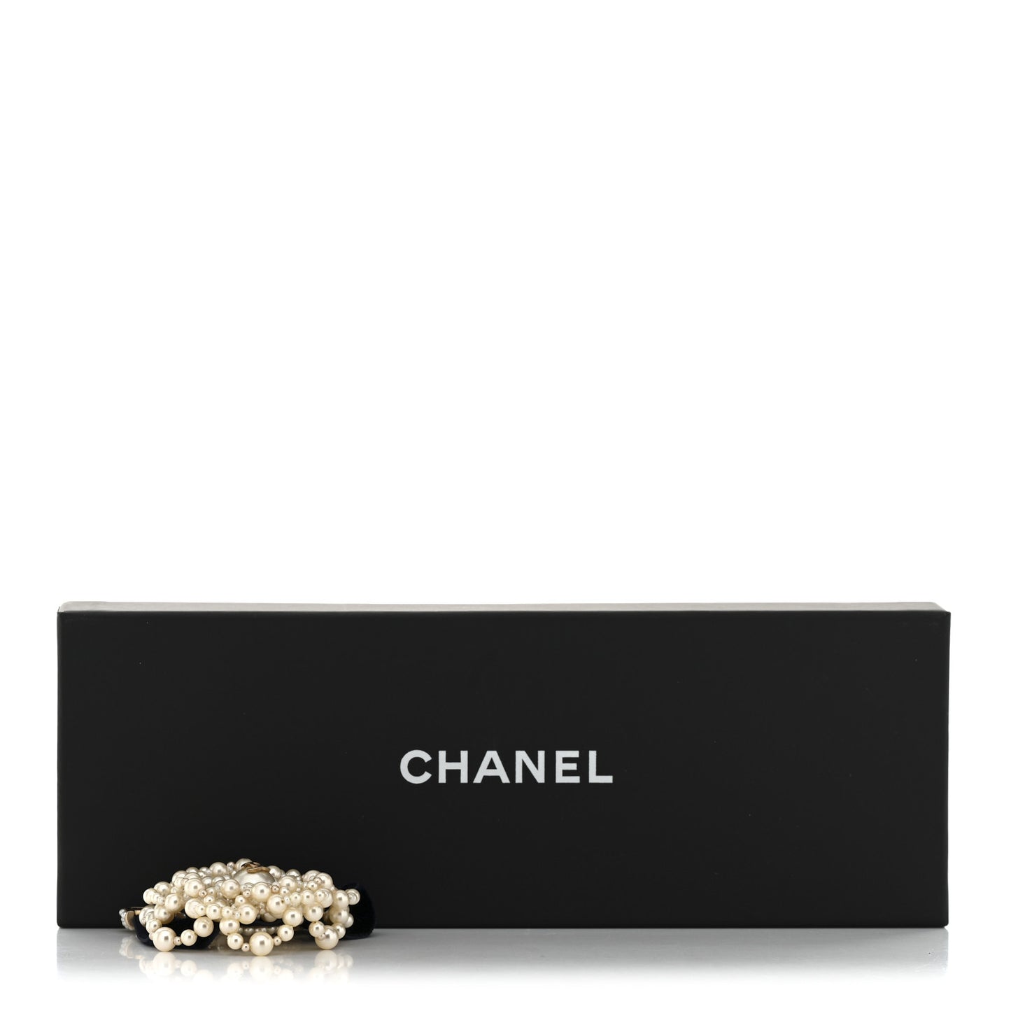 Pearl Velvet CC Bracelet Blue