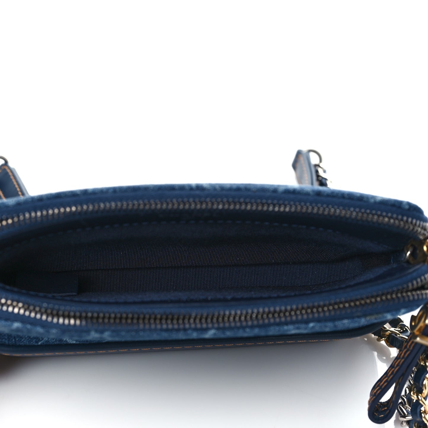 Denim Calfskin Quilted Small Gabrielle Clutch With Chain Blue