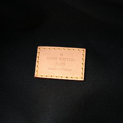 Louis Vuitton Monogram Bumbag 6 of 9