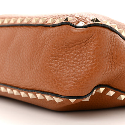 Valentino Garavani Pebbled Calfskin Large Rockstud Flip-Lock Messenger Bag Light Cuir 9 of 11