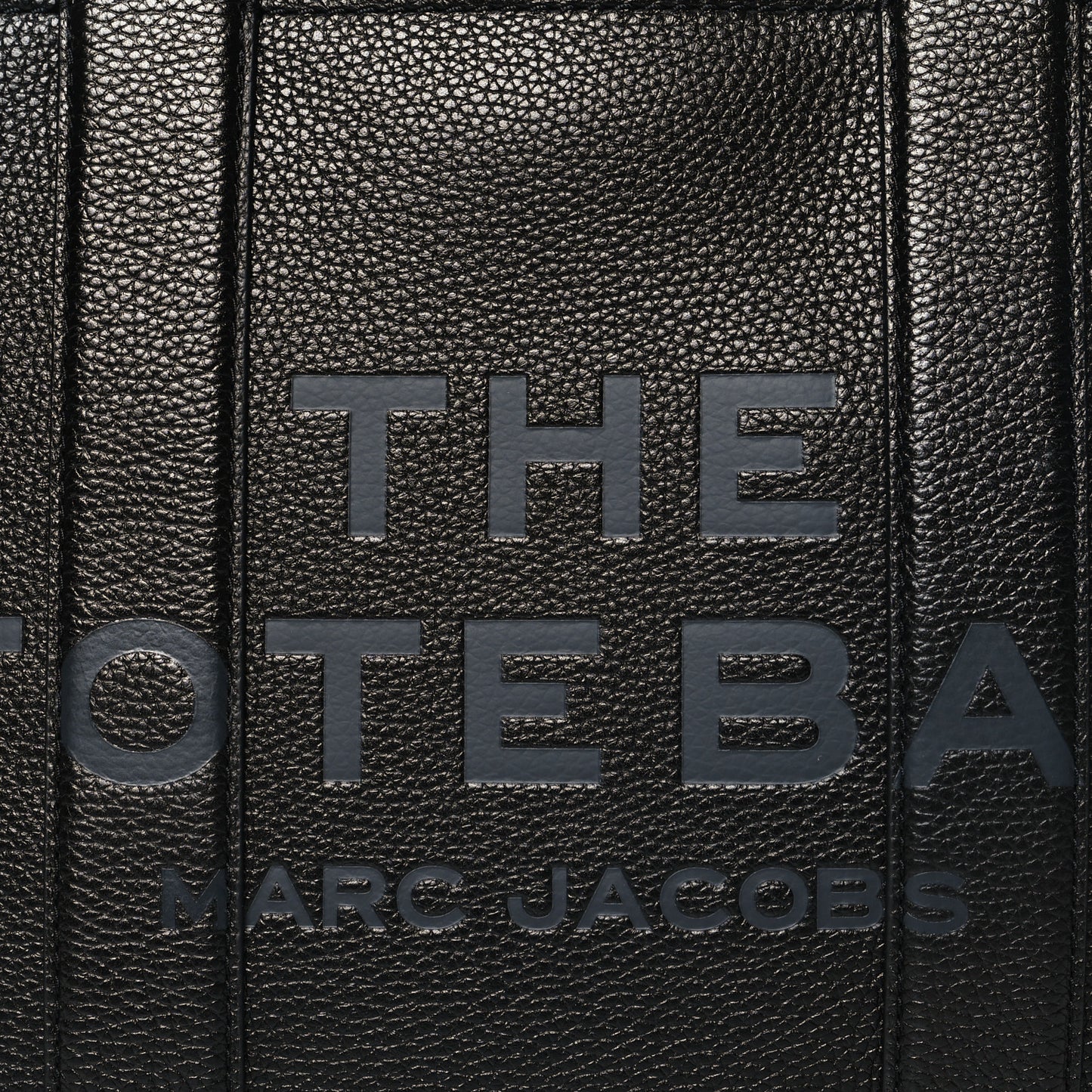Grained Calfskin Medium The Tote Bag Black