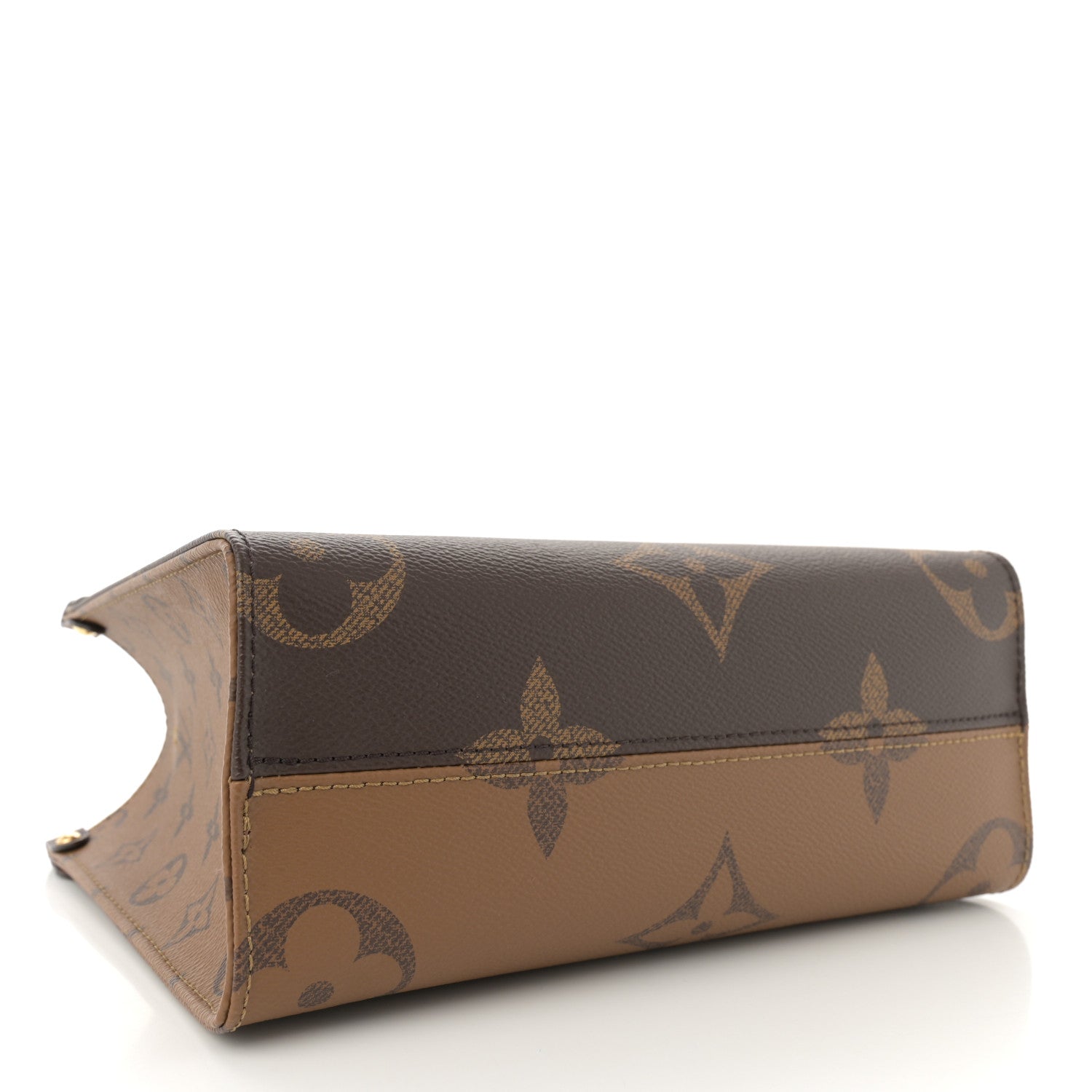 Louis Vuitton Reverse Monogram Giant Onthego PM 4 of 11