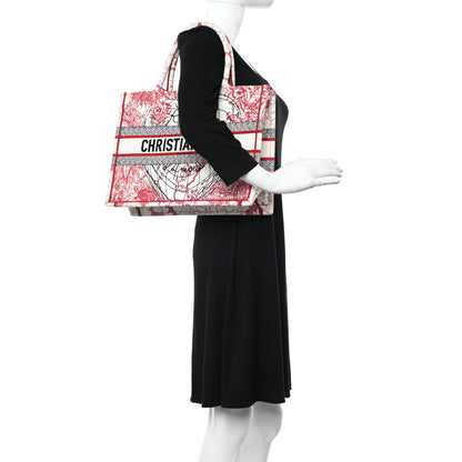 Christian Dior Canvas Embroidered Medium Dioramour D-Royaume Book Tote Red Multicolor 2 of 10