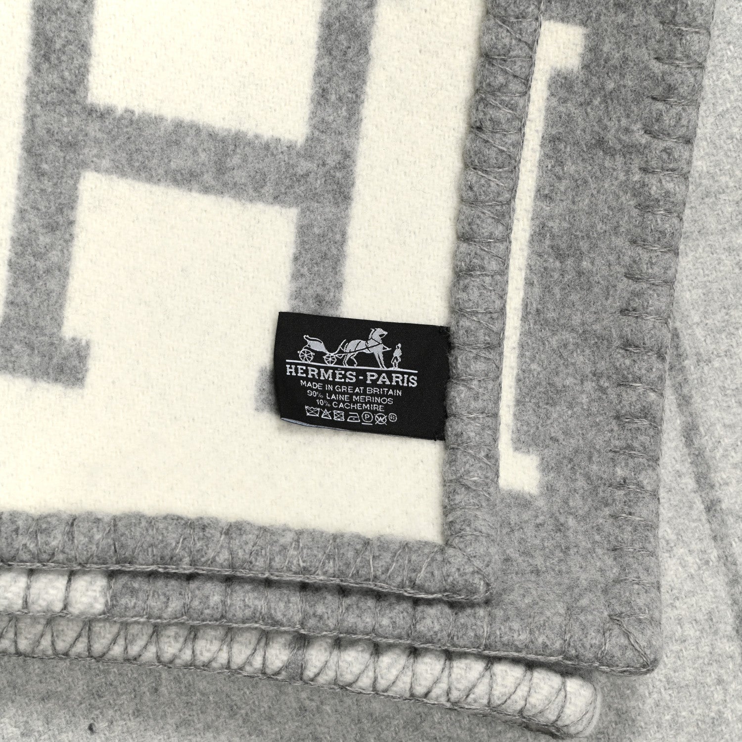 Hermes Wool Cashmere Avalon III Blanket Ecru Gris Clair 3 of 3