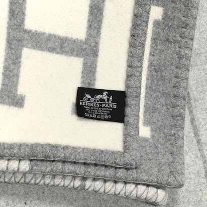 Hermes Wool Cashmere Avalon III Blanket Ecru Gris Clair 3 of 3